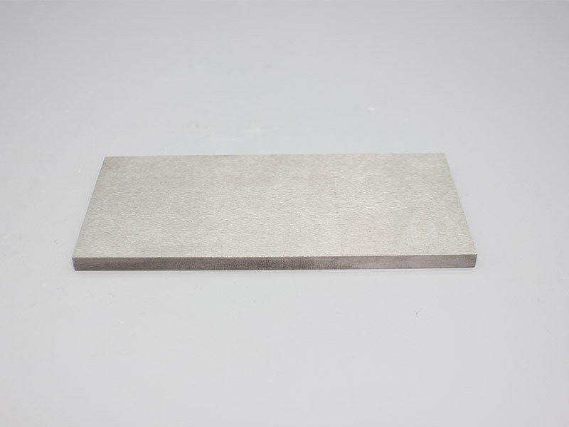 Tungsten plate for counterbalance weight